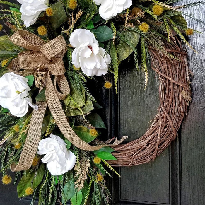 Bulk Artificial Magnolia Flower Wreaths Natural Rattan Wreath Ornament for Front Door Wall Hanging Home Decoration Wholesale