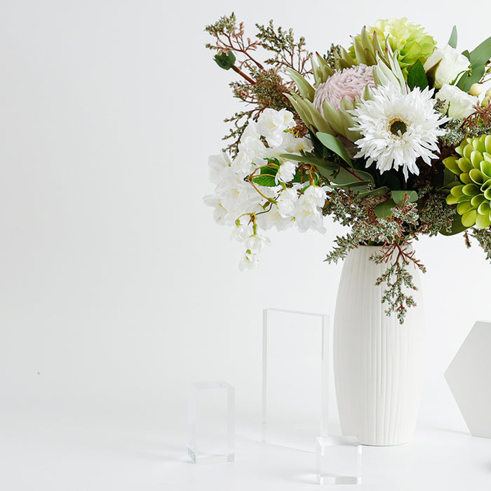 Why You Should Decorate Your Kitchen With Artificial Flowers And How To Do It - Artificialmerch