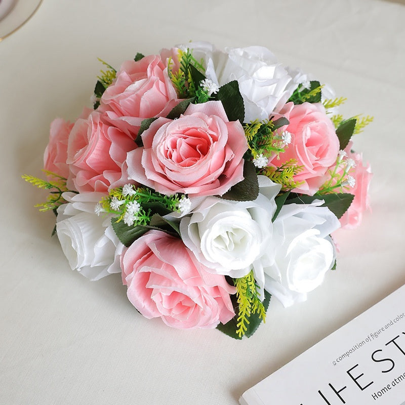 Lot de 10 boules de fleurs artificielles en tissu de luxe, 20 couleurs, pour embrasser, vente en gros