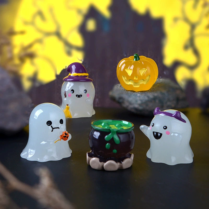 Set of 6 Glow in The Dark Halloween Figurines, Cute Ghost & Pumpkin Miniatures, Resin Ornaments for DIY Terrarium Decor & Spooky Party Favors