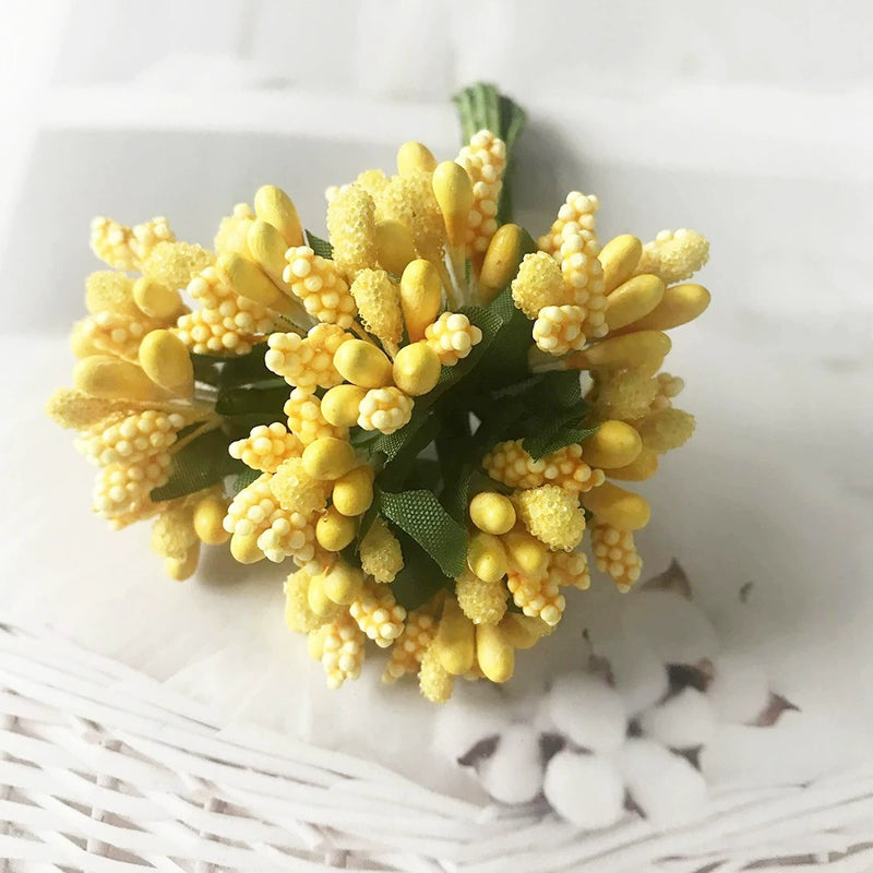 12-Stem Faux Berry Picks Bunch, 3.5" Realistic Mini Berry Clusters with Leaves for DIY Wreaths, Wedding Decor, Vase Filler & Holiday Crafts