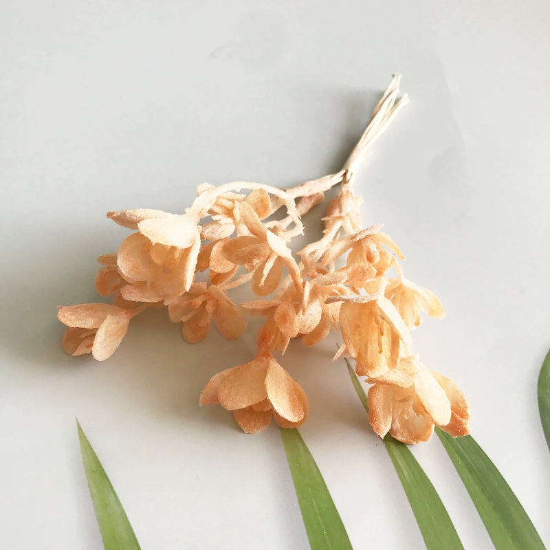 Faux Pine Mist Greenery Stems, 6.5" Realistic Frosted Leaf Picks for DIY Wedding Bouquets, Wreaths, Corsages & Vase Filler, Bulk Floral Supplies