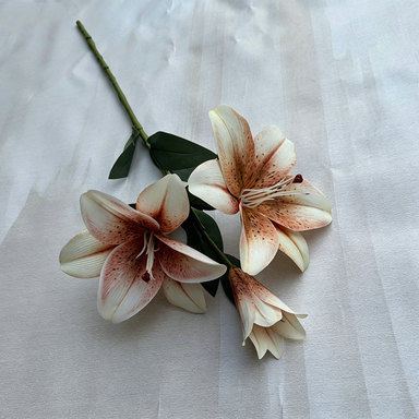 Real-Touch Silk Lily Flowers, 30" Tall, 6.5" Bloom, Perfect for Home Decor, Weddings, and Floral Arrangements