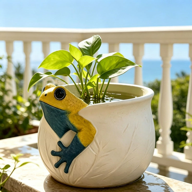 Mini Frog Planter, 4.4" x 4" x 3.1" Resin Garden Decor, Whimsical Indoor/Outdoor Tabletop Decor for Home, Office, Wedding Centerpieces