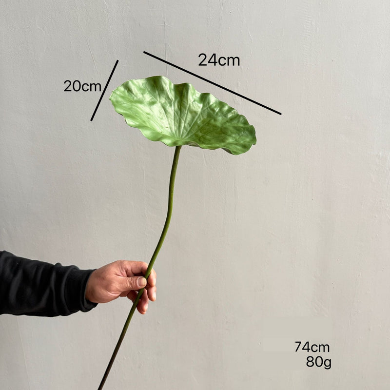Artificial Lotus Flower Stem, Single Realistic Silk Lotus with Bendable Stem 31.5", Home Decor, Wedding Centerpiece, Commercial Displays