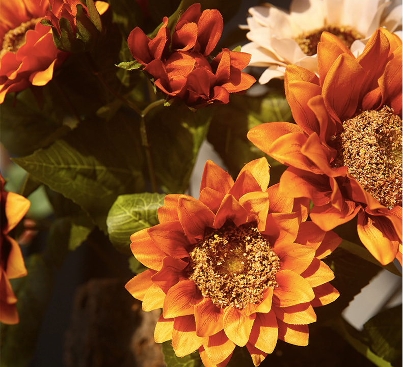 Bulk 18 inches Tall Sunflowers Bush Bouquet Artificial Sunflower Silk Flowers Autumn Decoration Wholesale