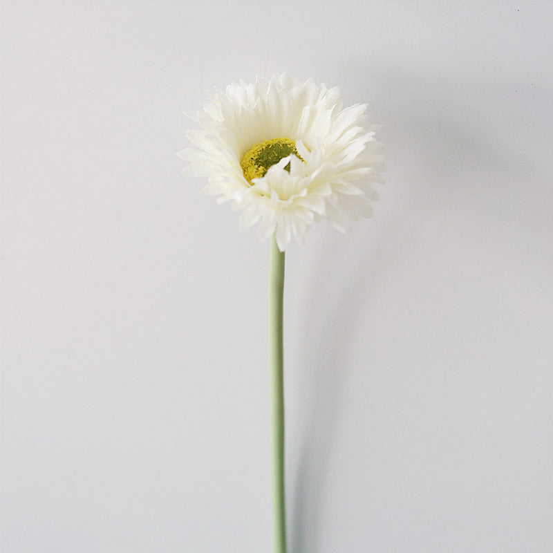 Lot de 10 tiges de marguerites africaines artificielles en vrac de 7,8 pouces, bouquet de fleurs de gerbera, arrangements floraux de table de printemps, vente en gros