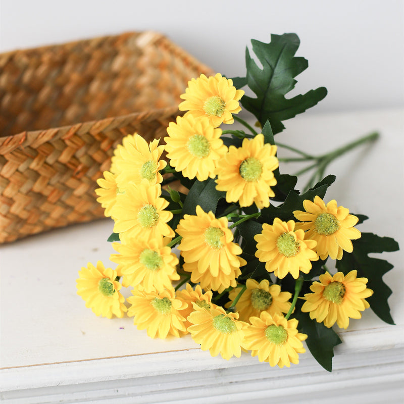 Bulk Artificial Flowers Daisy Bouquet Bush Faux Spring Flowers Wholesale