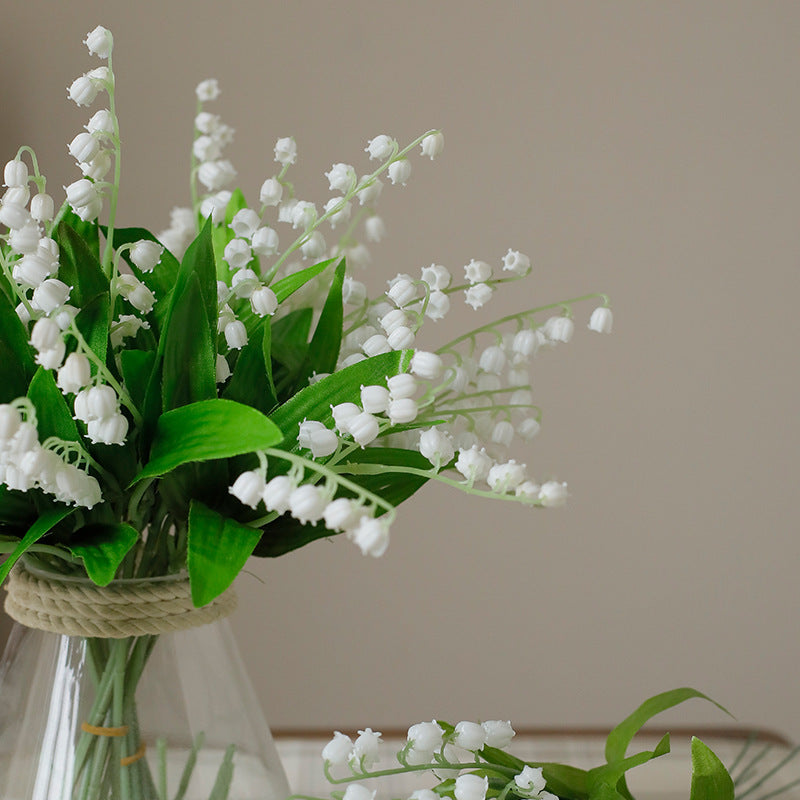 artificial white lilies wholesale Bulk 13.8" Lily of The Valley Stem Faux White Flowers for Wedding Centerpiece Wholesale