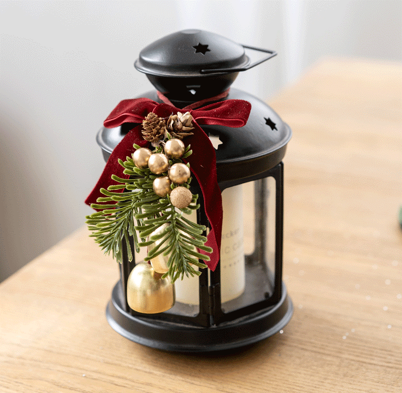 Bulk Artificial Pine Cone Pendant with Bell Mini Wreath Hanging Ornament Christmas Decorations Wholesale