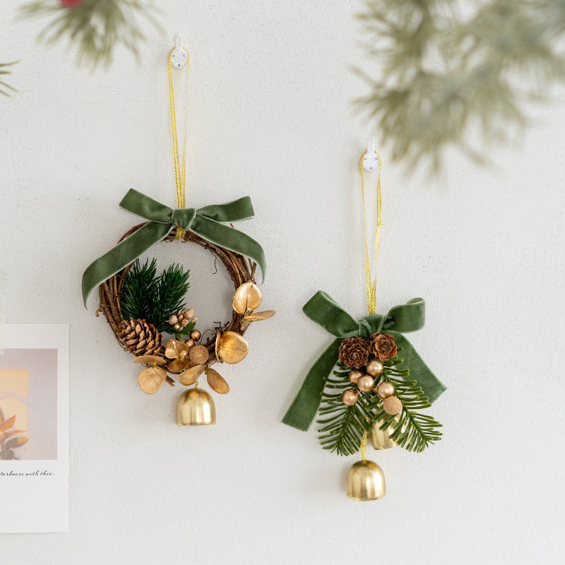 Bulk Artificial Pine Cone Pendant with Bell Mini Wreath Hanging Ornament Christmas Decorations Wholesale