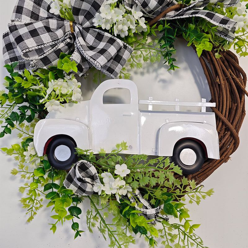 Bulk Christmas Truck Eucalyptus Wreaths Artificial Flower Wreaths Ornament for Front Door Wall Hanging Home Decoration Wholesale