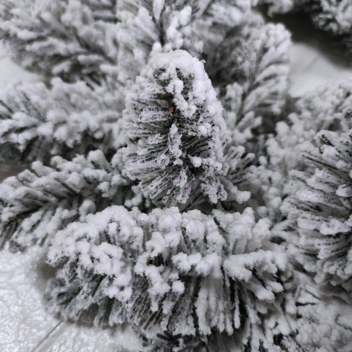 Bulk Flocked Wreaths Artificial Pine Vine Cedar Garland Christmas Decorations for Doors Fireplace Wholesale