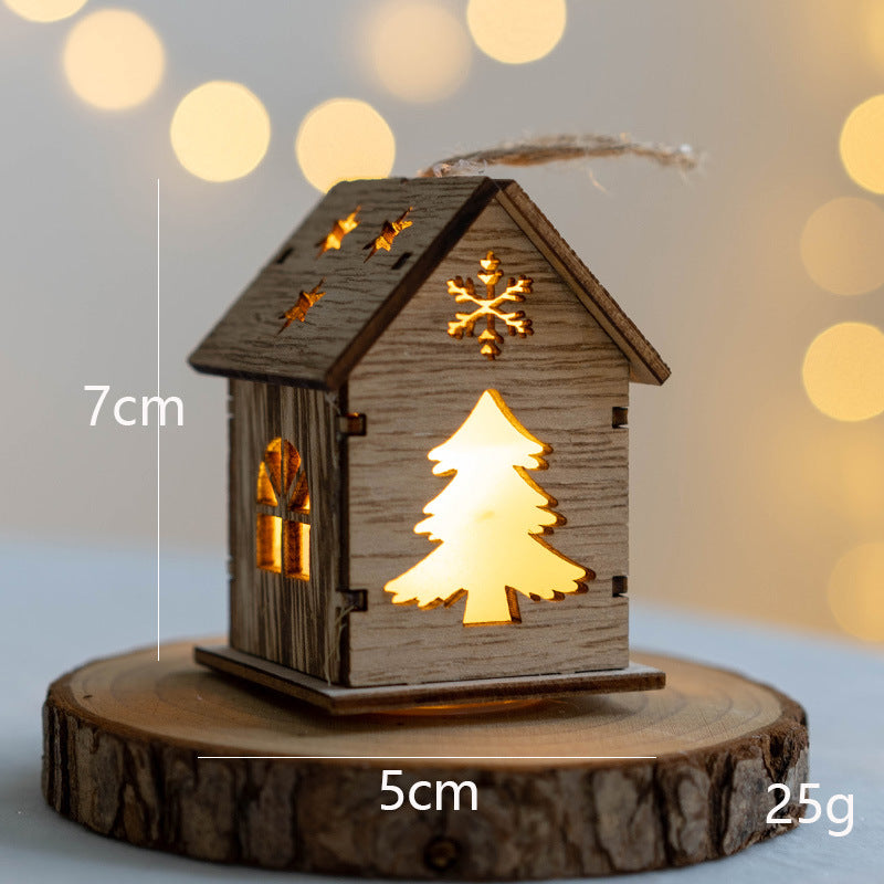 Pendentifs de maison en bois en forme de bonhommes de neige, d'élans et de flocons de neige lumineux en vrac, ornements lumineux suspendus, décoration d'arbre de Noël, vente en gros