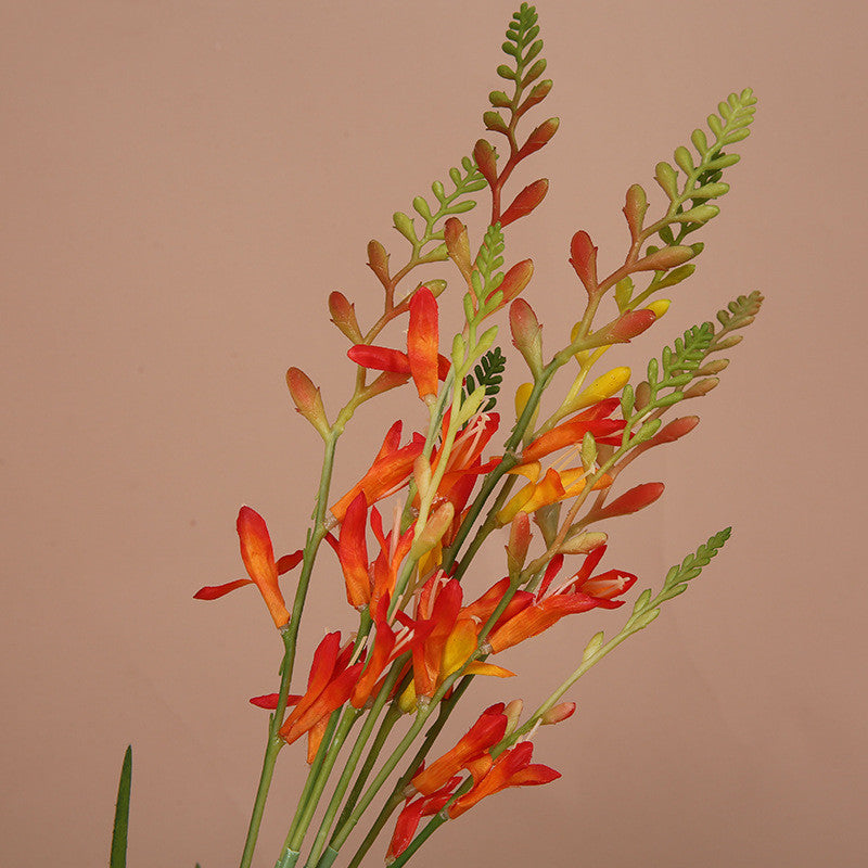 Tiges de crocosmia artificielles en vrac de 29,5 pouces, fleurs en soie de crocosmia en gros