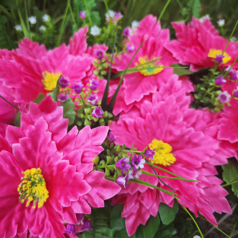 Fleur de cimetière exclusive en feuilles d'érable et pivoine fuchsia pour pierre tombale, vente en gros