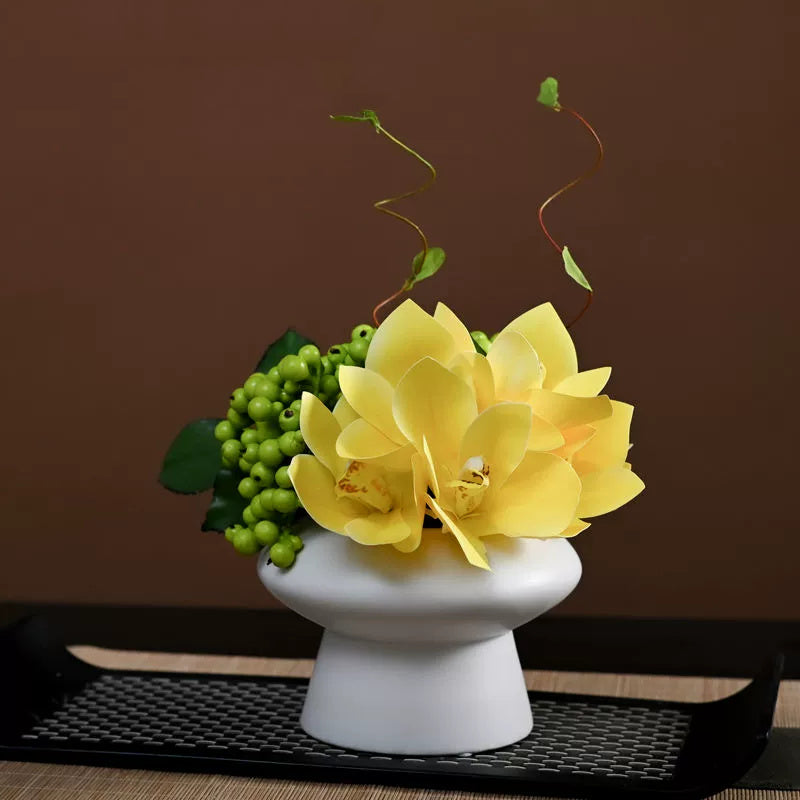 Bulk 9.8" Luxury Classic Flower Bouquet - Ceramic Vase for Restaurant & Bar Wholesale