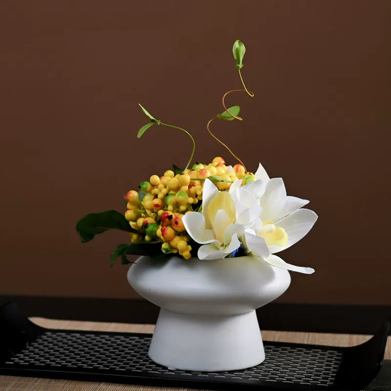 Bulk 9.8" Luxury Classic Flower Bouquet - Ceramic Vase for Restaurant & Bar Wholesale