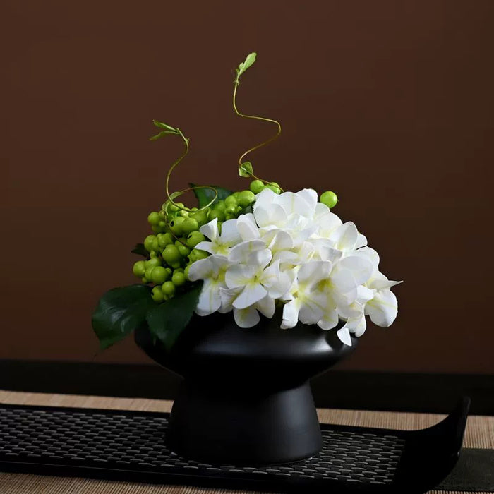 Bulk 9.8" Luxury Classic Flower Bouquet - Ceramic Vase for Restaurant & Bar Wholesale
