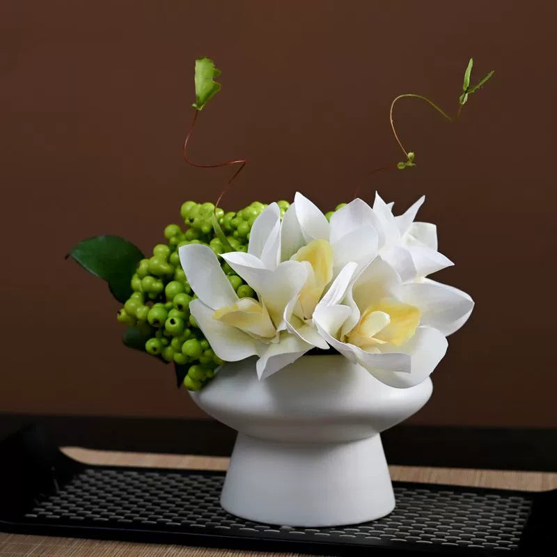 Bulk 9.8" Luxury Classic Flower Bouquet - Ceramic Vase for Restaurant & Bar Wholesale