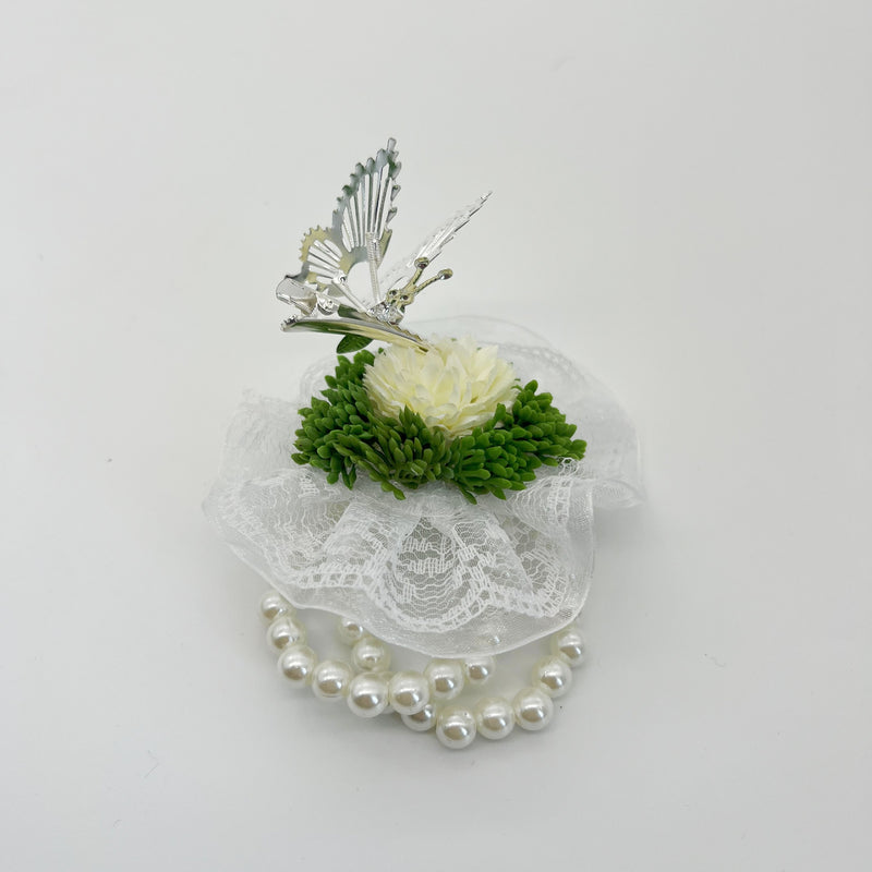 Bulk Mum Ball Flower with Butterfly Wrist Corsage Wristlet Band Bracelet and Men Boutonniere for Wedding Party Wholesale