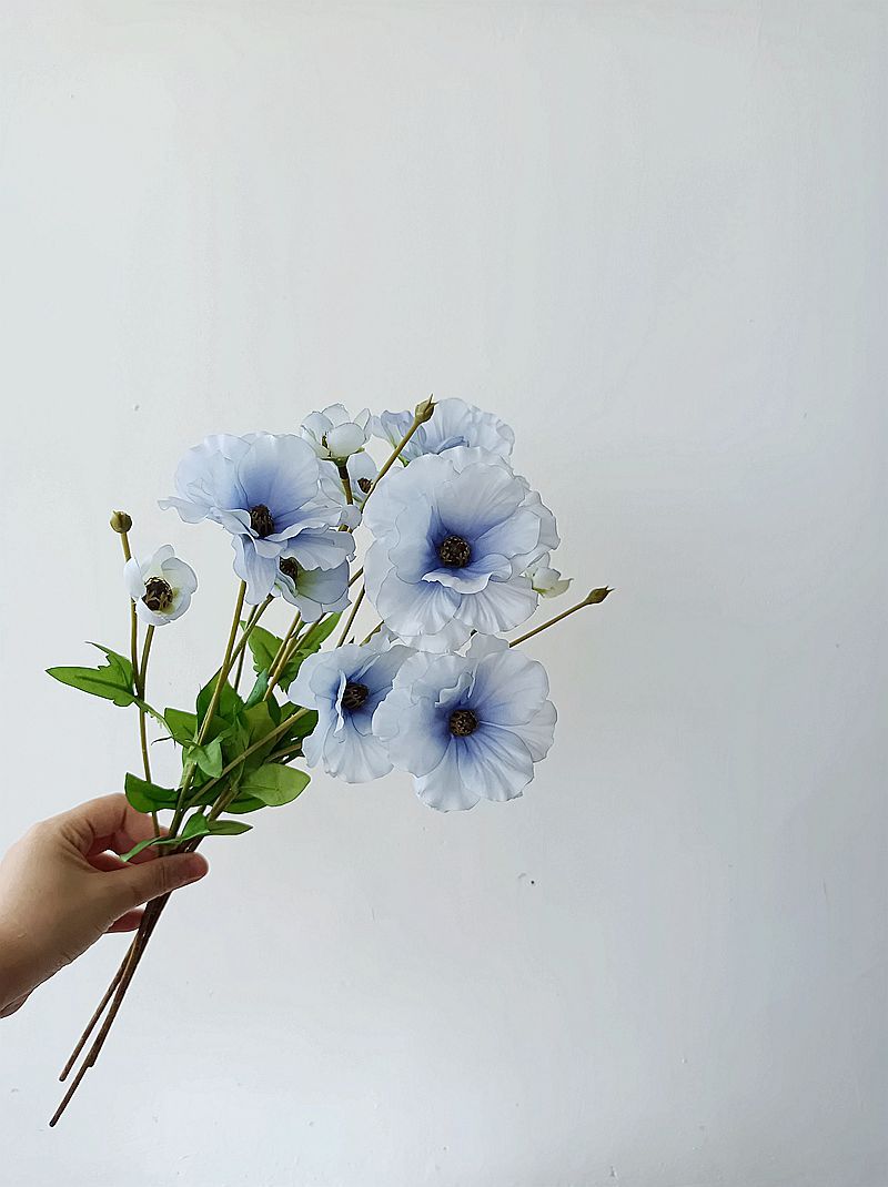 Bulk 19" Mariposa Ranunculus Tallos Flor de seda Artificial al por mayor