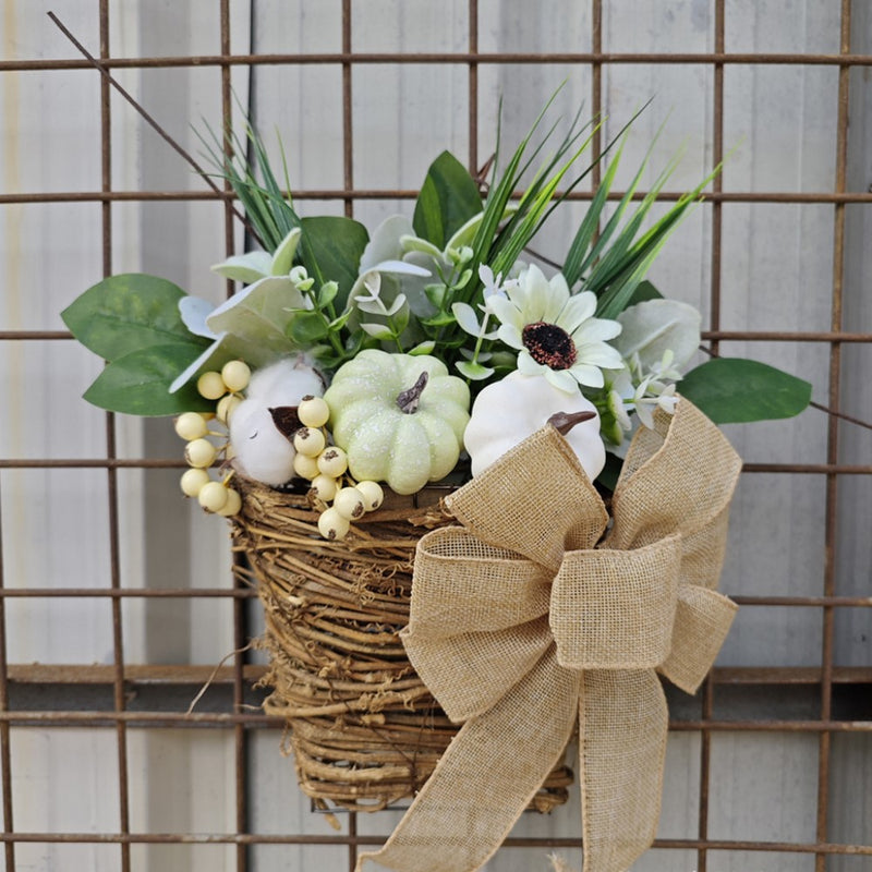 Bulk Artificial Pumpkin Door Hanger Basket Wreath with Berry Greenery Ornament for Front Door Porch Farmhouse Decor Wholesale