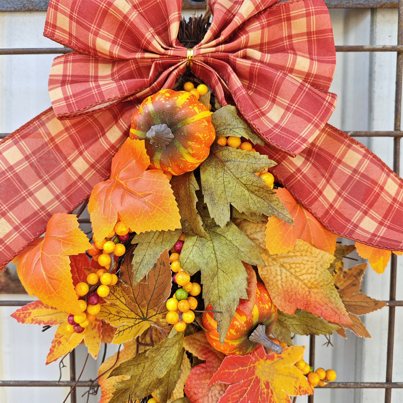 Guirlande de feuilles d'érable et de citrouille d'automne en vrac Guirlande murale artificielle en forme de larme pour porte d'entrée Décoration de festival de récolte de ferme de Thanksgiving en gros