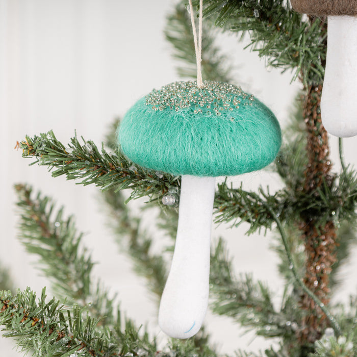 Bulk Christmas  Mushroom Ornaments Lovely Wool Felt Mushroom Gift for Xmas Tree Home Indoor Party Decor Wholesale