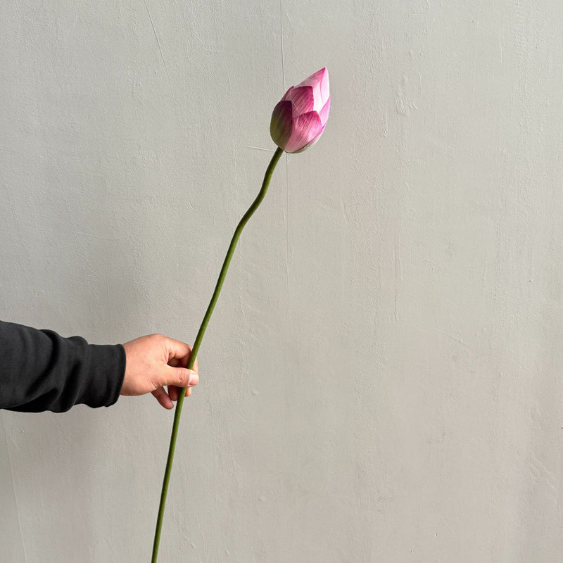 Artificial Lotus Flower Stem, Single Realistic Silk Lotus with Bendable Stem 31.5", Home Decor, Wedding Centerpiece, Commercial Displays