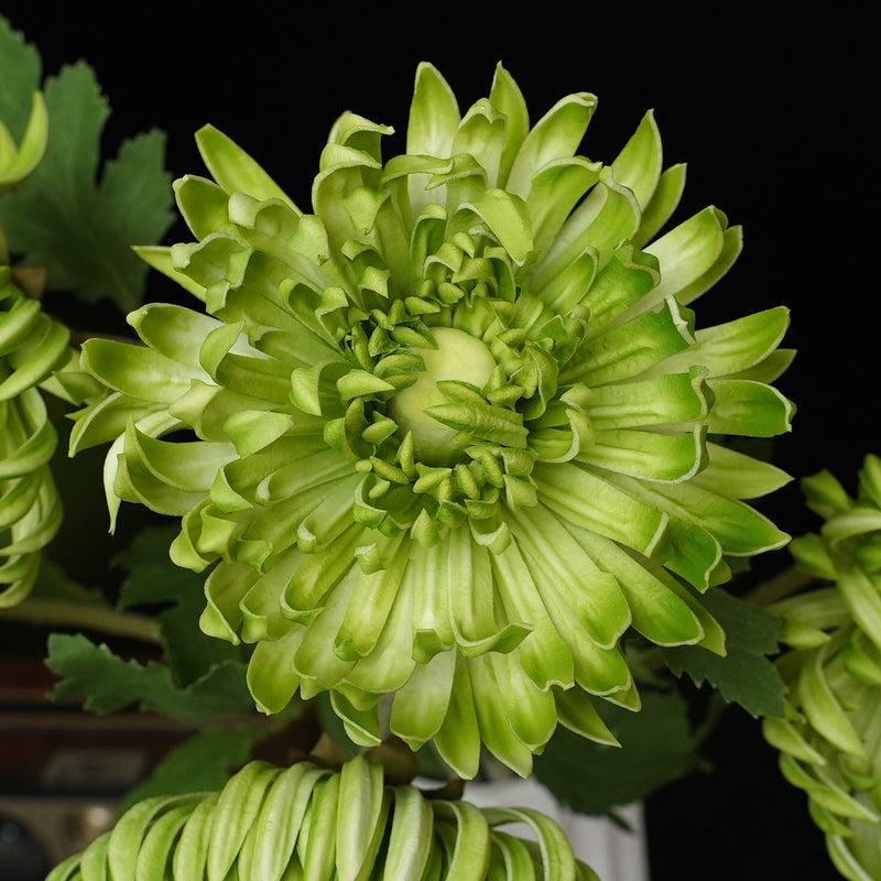 Artificial Chrysanthemum Single Stem, Fall-Colored Silk-Like Flower, 23" Height with 4.5" Bloom, for Home Decor, Weddings & Seasonal Displays