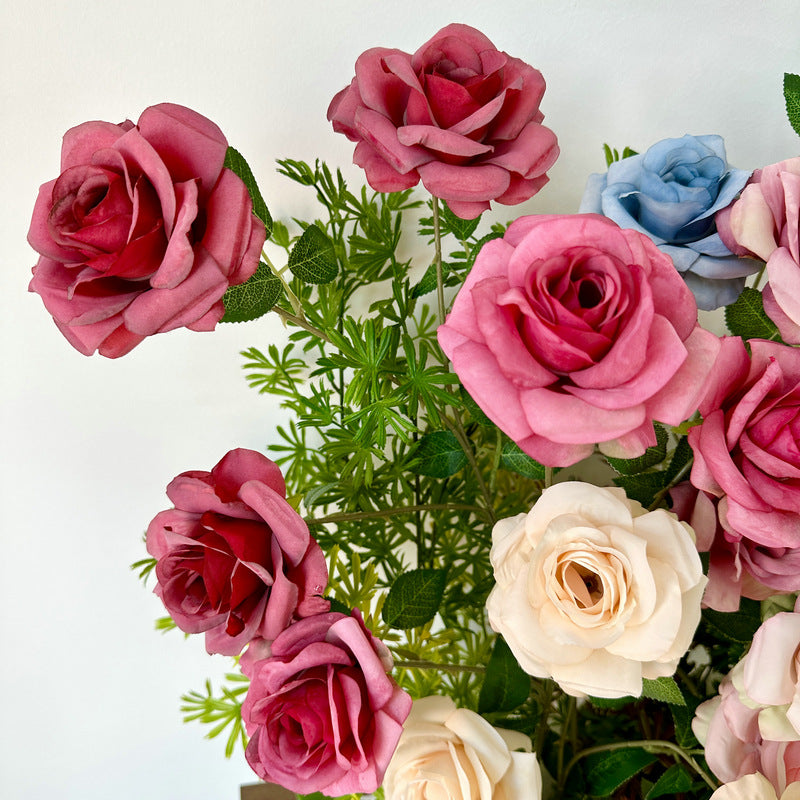 Tiges de gerbe de roses poussiéreuses de la princesse Diana en vrac, fleurs artificielles en soie, vente en gros, 25"