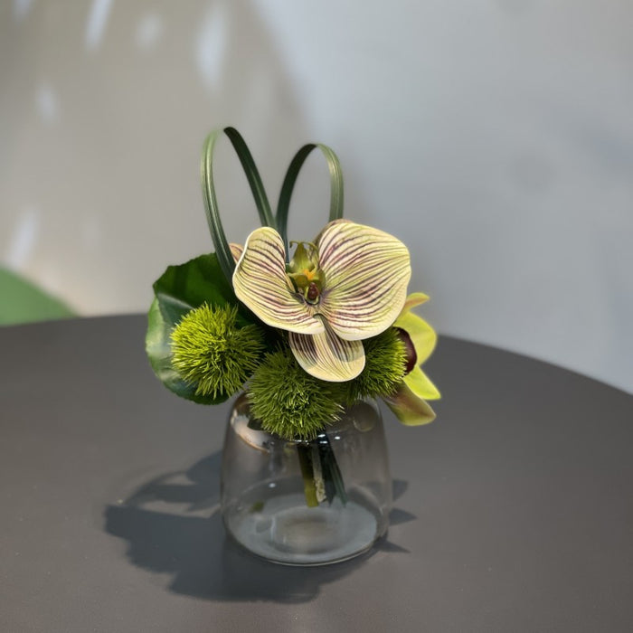 Bulk 7.9" Small Glass Floral Bouquet - Elegant Decor for Restaurant & Bar Wholesale