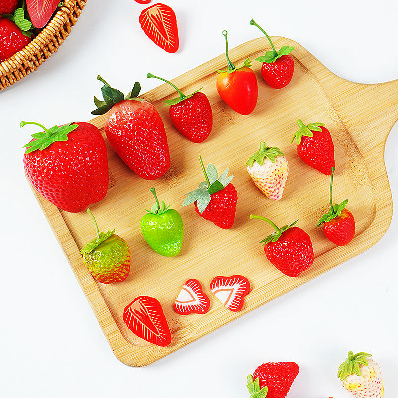Bulk Artificial Strawberries Lifelike Plastic Fake Fruit Decoration for Home Kitchen Party Photography Props Wholesale
