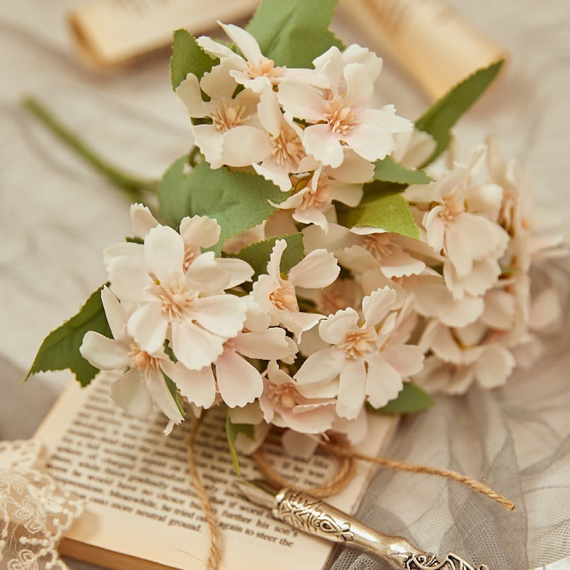 10.6 Inch Artificial Daisy Flowers - Realistic Fake Daisies for Home Decor, Vase Arrangements