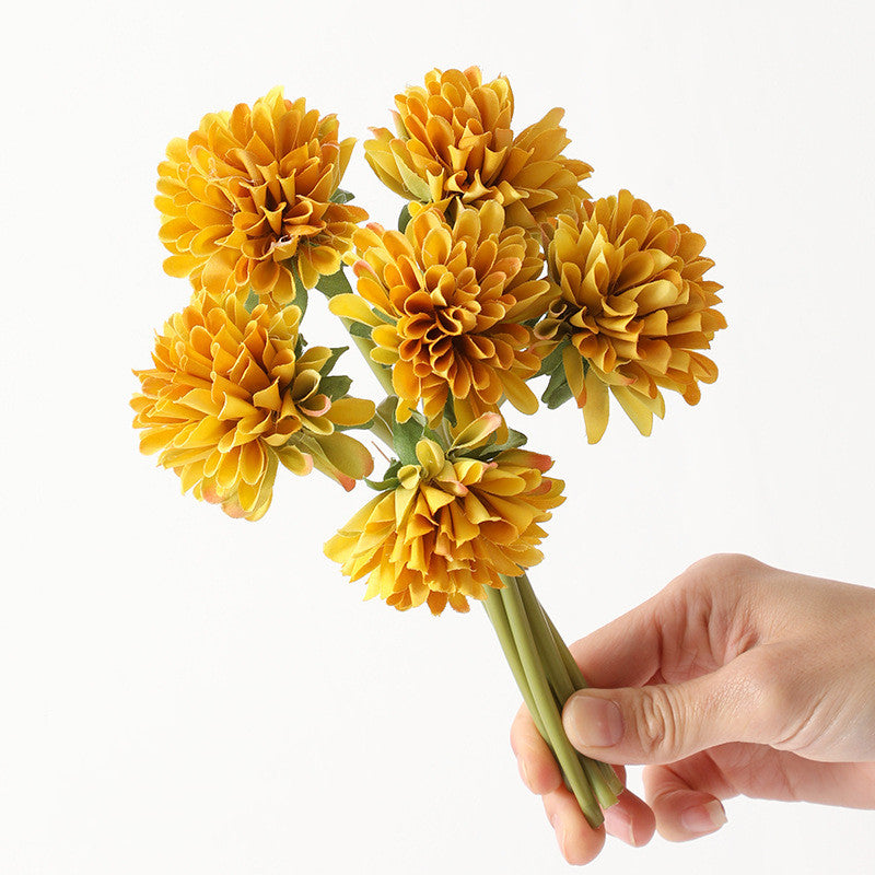 Bouquet de petites fleurs de chrysanthème en vrac pour décorations de table en gros