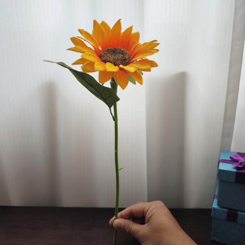 Fleurs artificielles en vrac de 13 pouces avec tige de tournesol en gros 