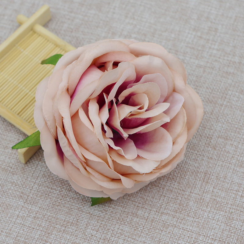 Têtes de fleurs de pivoine en liquidation pour gâteaux de bricolage, compositions florales et bouquets en gros