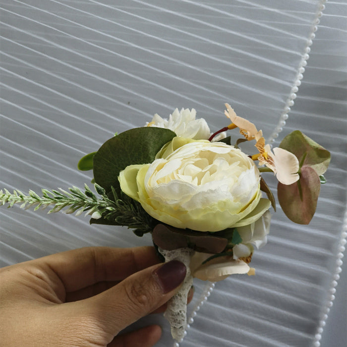 Clearance Boutonniere