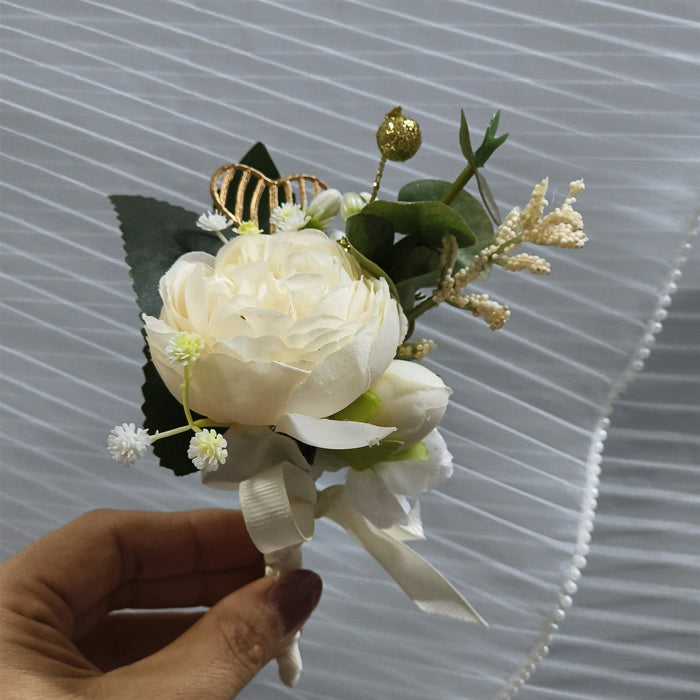 Clearance Boutonniere