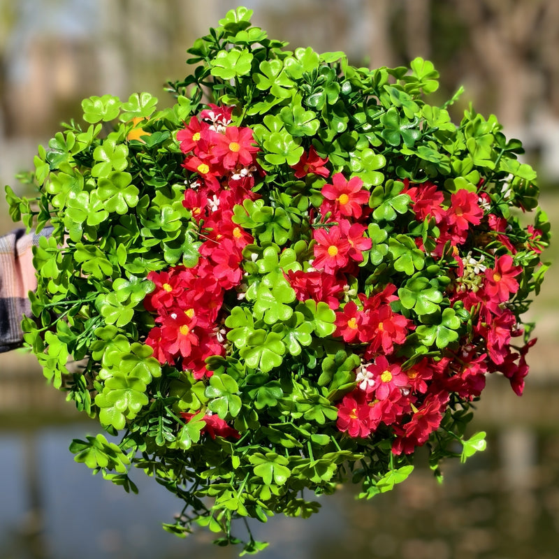 Bulk 18 Bundles Spring Red Daisy Flowers and Clover Plants UV Resistant for Outdoors Wholesale
