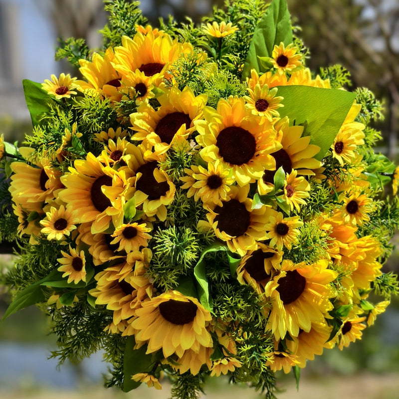 Bulk 16 Bundles Sunflowers Bush Flowers with Greenery Plants for Outdoors Wholesale