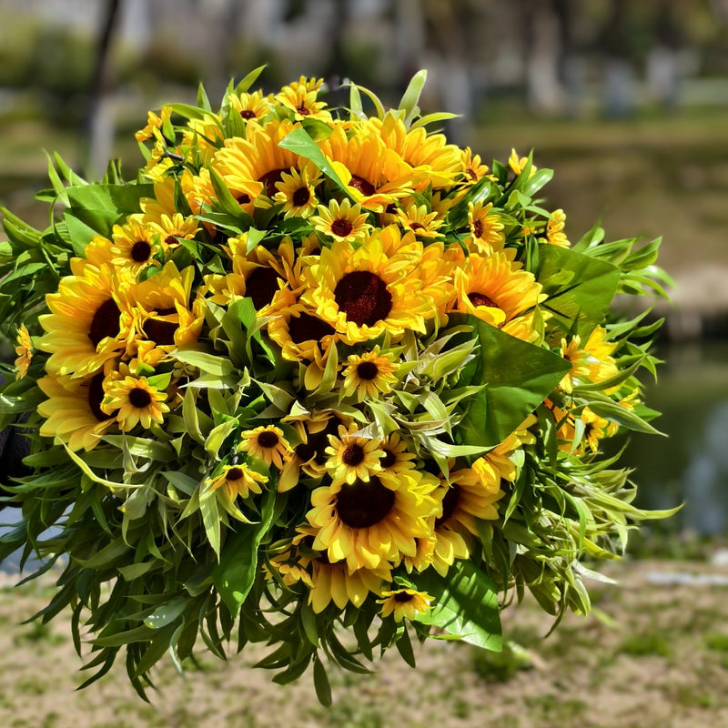 Bulk 16 Bundles Sunflowers Bush Flowers with Greenery Plants for Outdoors Wholesale
