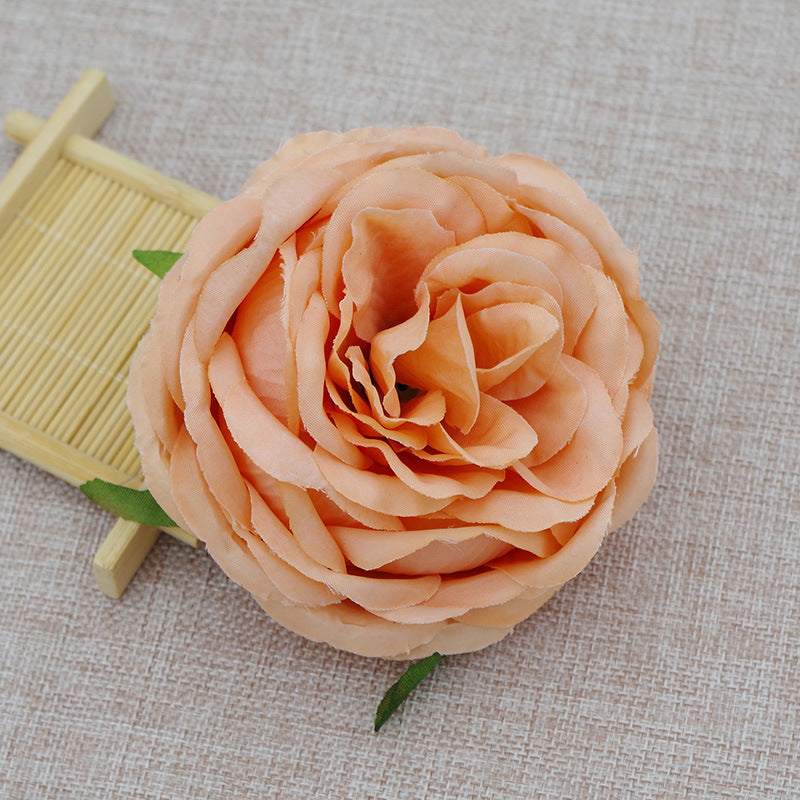 Têtes de fleurs de pivoine en liquidation pour gâteaux de bricolage, compositions florales et bouquets en gros