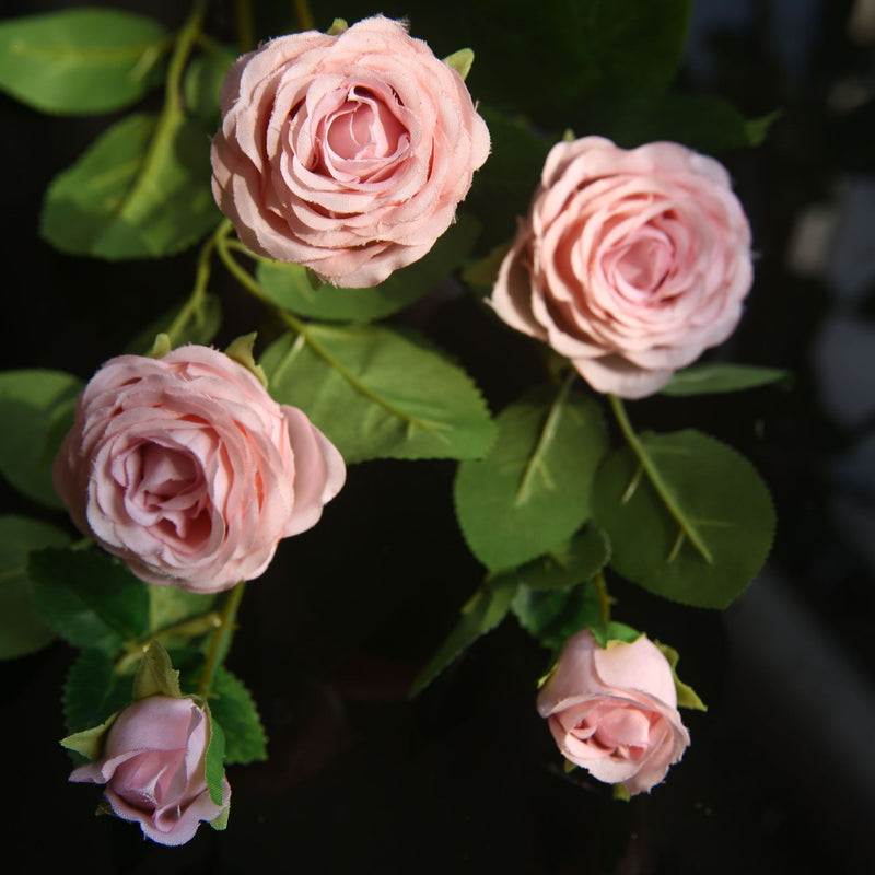 Tiges de camélia roses extra longues en vrac Arrangement floral artificiel en soie de roses de thé en gros