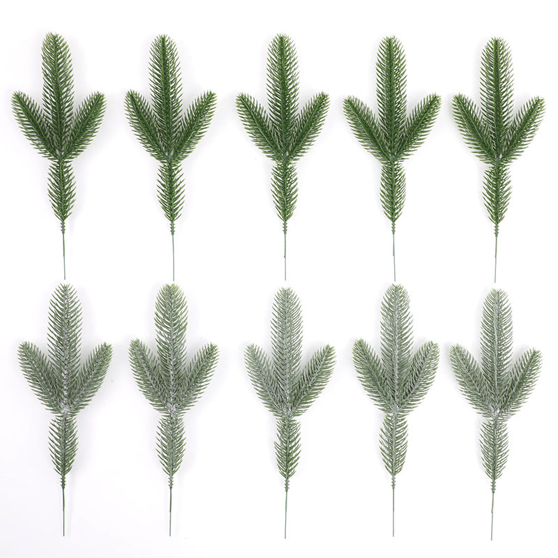 Lot de 12 pics de sapin de Noël en vrac, aiguilles de pin enneigées, branches et brindilles, vente en gros