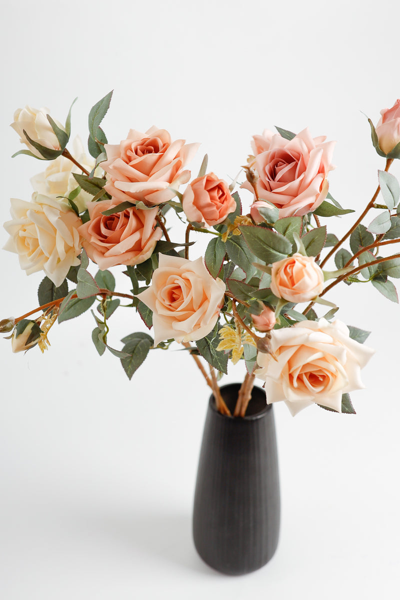 Venta al por mayor de flores artificiales de seda con tallo de rosa de 25 "a granel