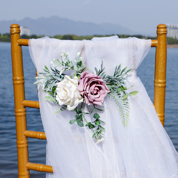 Décoration florale en gros de roses artificielles pour chaise de cérémonie de mariage 