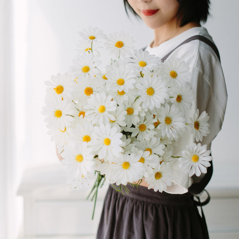 Lot de 10 tiges de marguerites artificielles en soie Gerber de 20 pouces, vente en gros