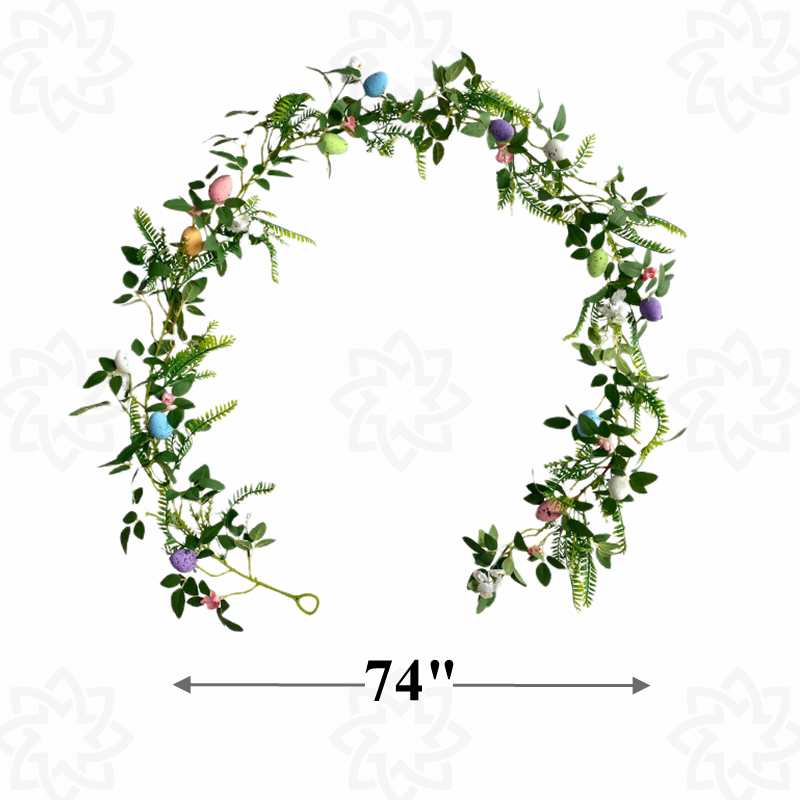 Guirlande de fleurs artificielles suspendues en vrac avec œufs de Pâques et baies mélangées